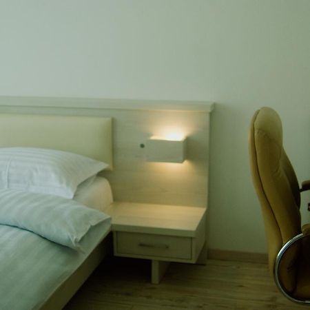 Boutique Wien Apartments Одесса Экстерьер фото